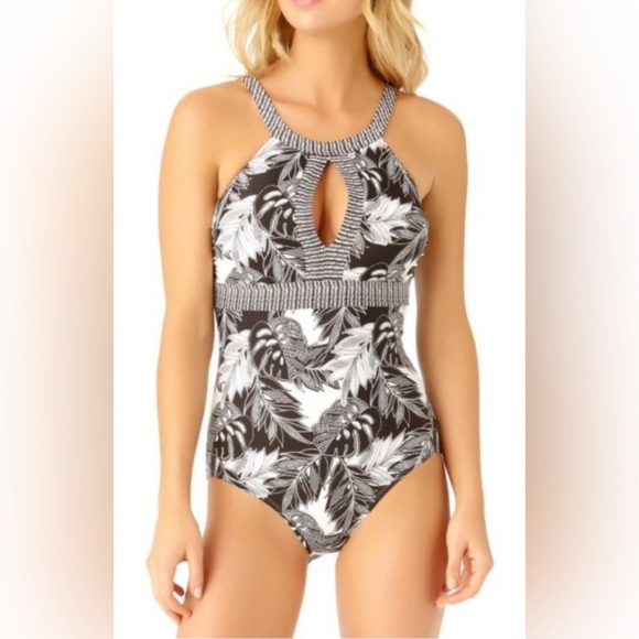 Catalina Women's High Neck Keyhole One Piece Swimsuit Size Small Black/White - Picture 1 of 13